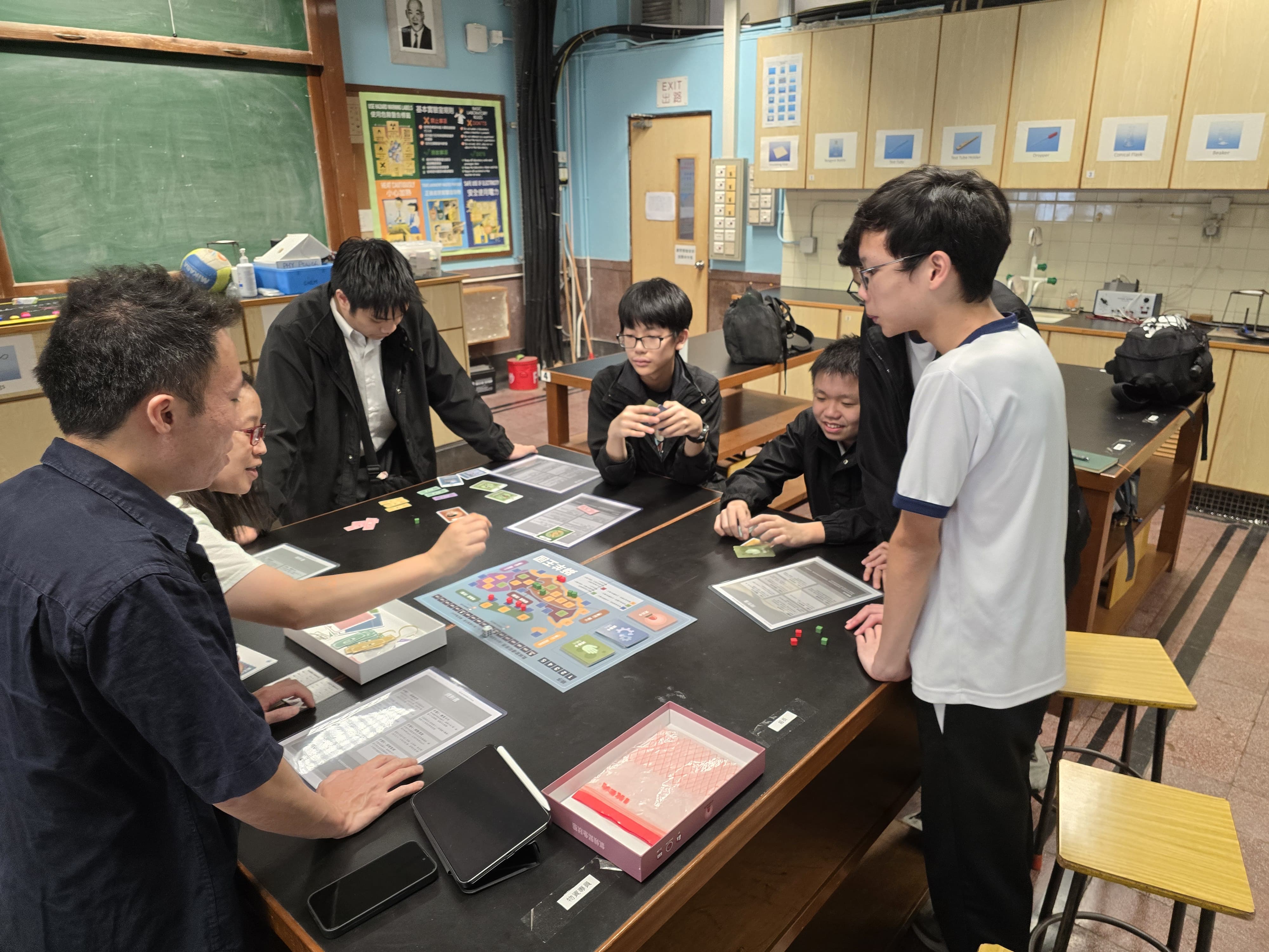 Cover Image for Aberdeen Technical School: Climate Emergency Game